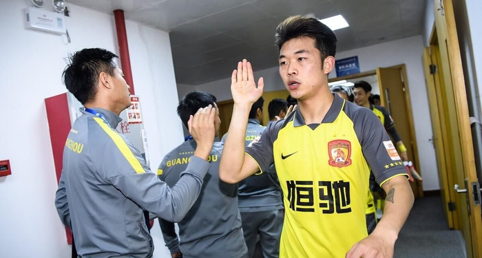 赛后广州队备战葡超，扳平良机细节曝光，态度坚定，更衣室氛围转暖的简单介绍
